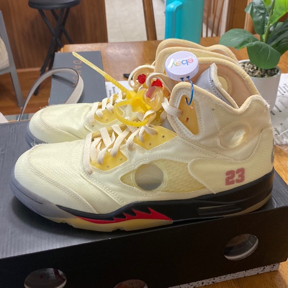 Jordan 5 - Picture 1 of 8